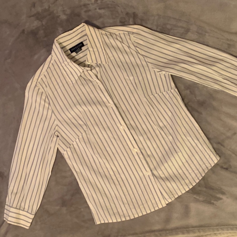 ANN TAYLOR women’s casual button shirt